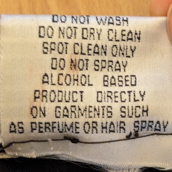 Stenay - Black and Gold Short Sleeve Blouse with Beading and Sequins - Picture 8 of 8